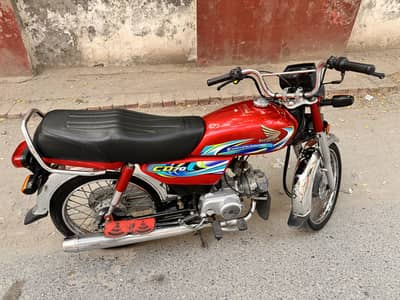 CD Honda 70cc 2023 model brand new condition