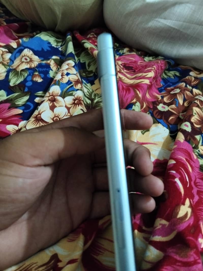Google Pixel 7a 3