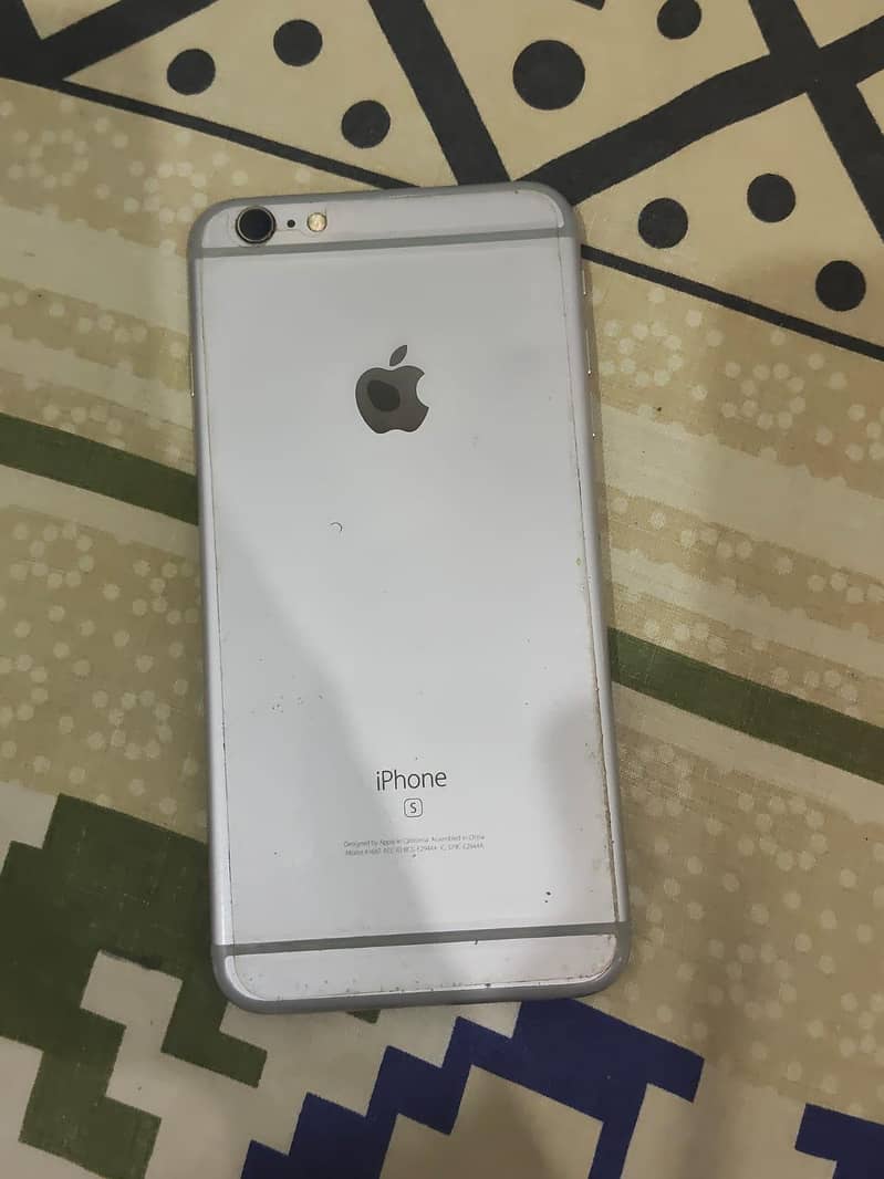 Apple iPhone 6 Plus 1