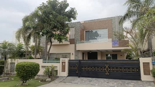 ONE KANAL BEAUTIFULL HOUSE AVALIABLE FOR RENT IN DHA PHASE 5