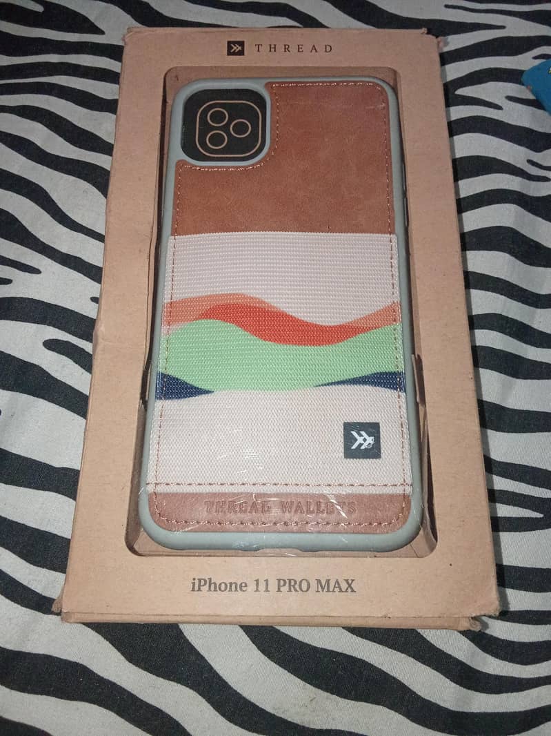 Iphone 11 Pro Max Thread Wallets 0