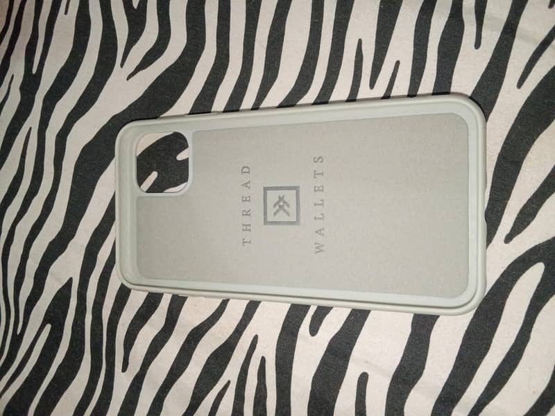 Iphone 11 Pro Max Thread Wallets 3