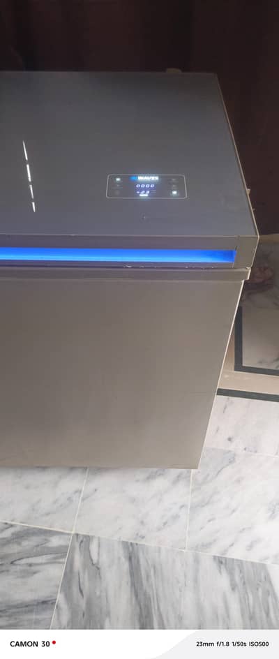 waves company  one door freezor