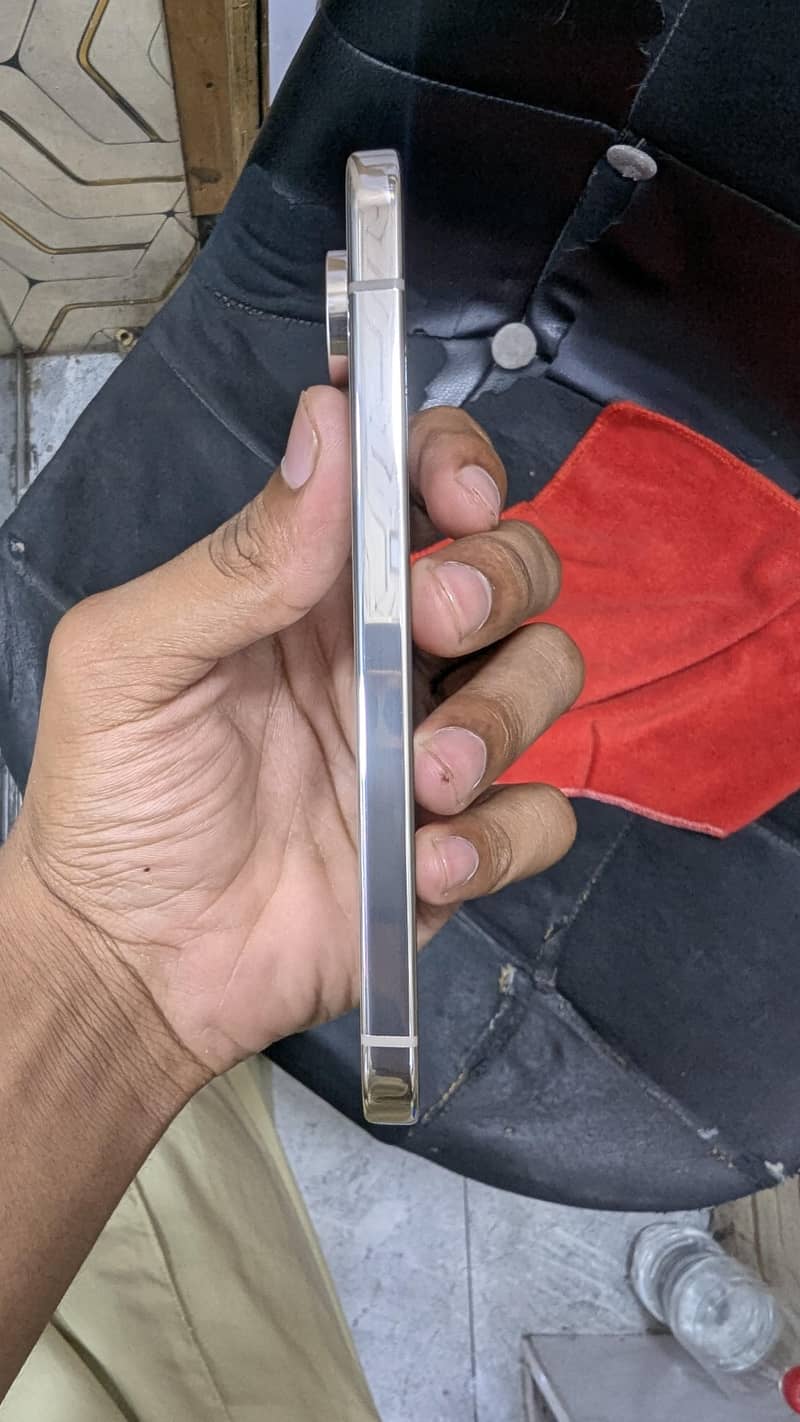 Google Pixel 9 Pro 2