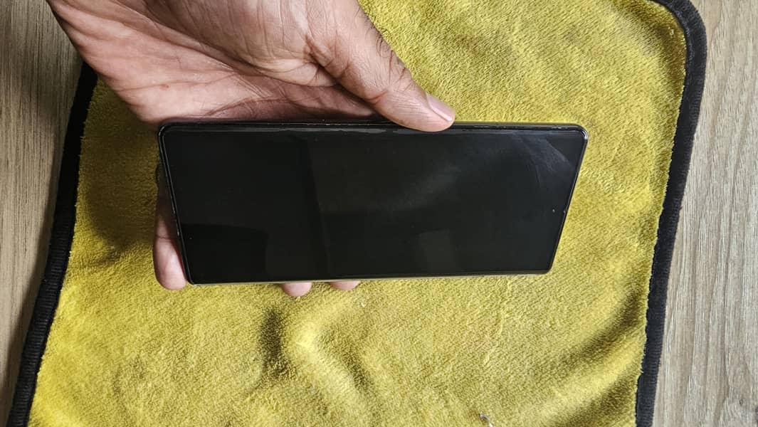 Google Pixel 7 Pro 6