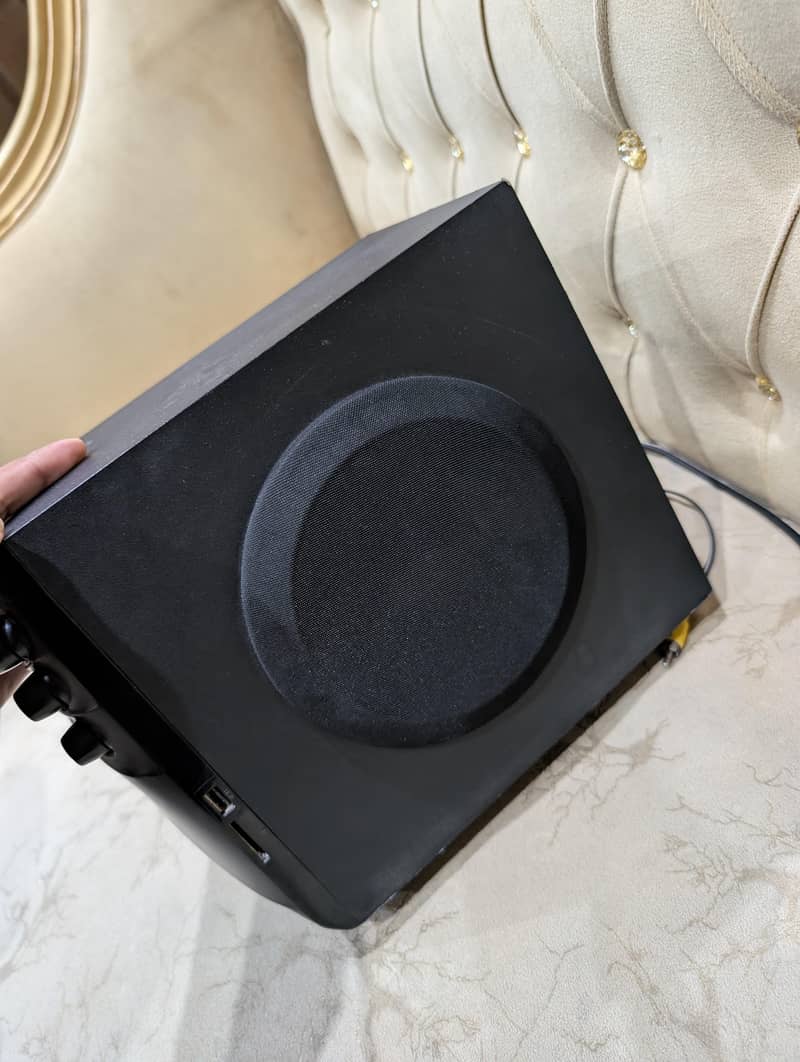 heavy Based Speaker 4
