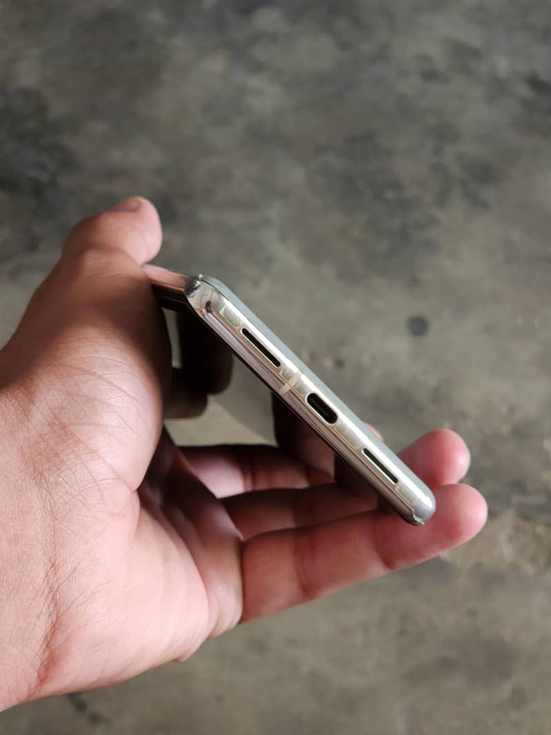 Google Pixel 7 Pro 6