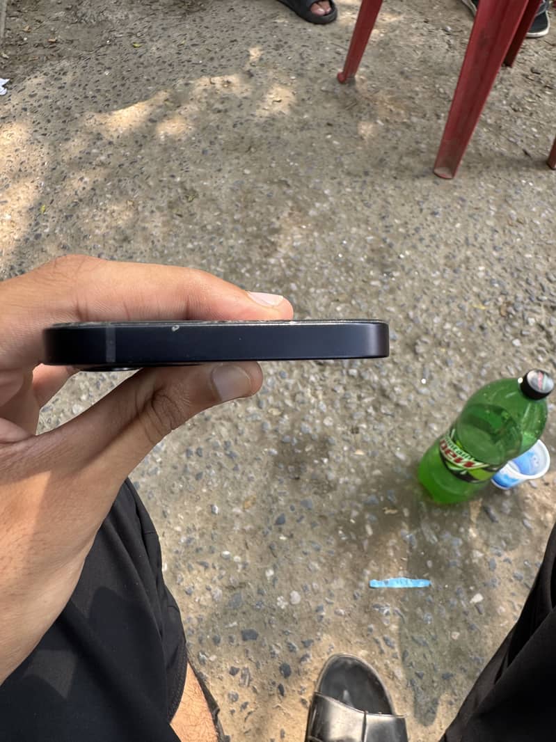 Apple iPhone 12 2