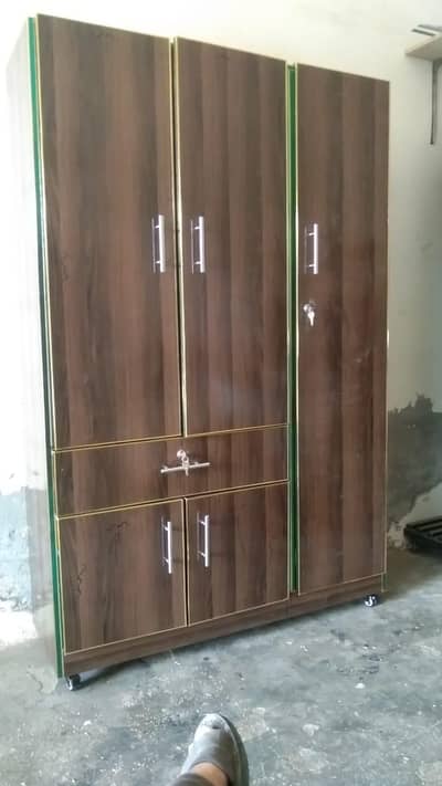 6/4 Wardrobe