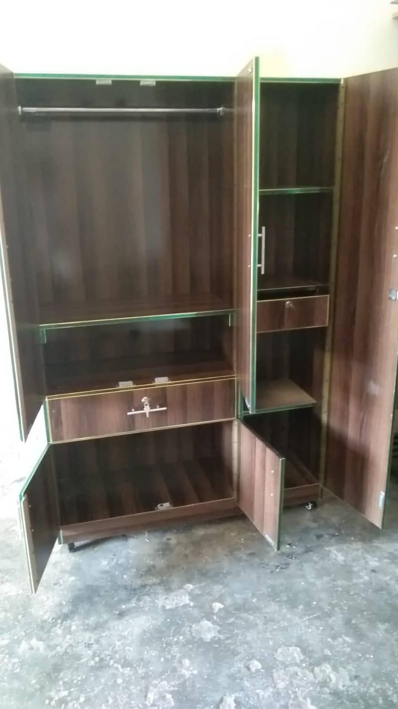 6/4 Wardrobe 1