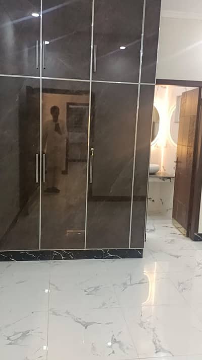 3 Marla 20 SQFT Dubble Unit House For Sale ( Near Sardar Fish Walton Road )