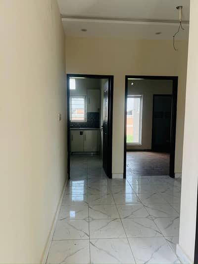2 BED NON FURNISHED APRTMENT FOR RENT IN BAHRIA TOWN LAHORE