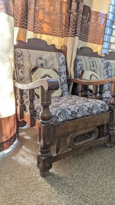 Wooden sofa with sofa bags and cusions for sale