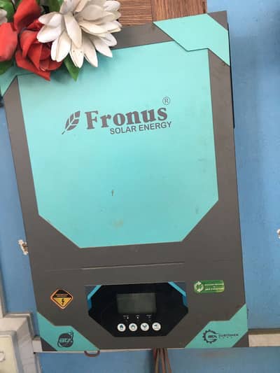 Fronus solar invertor 3kv