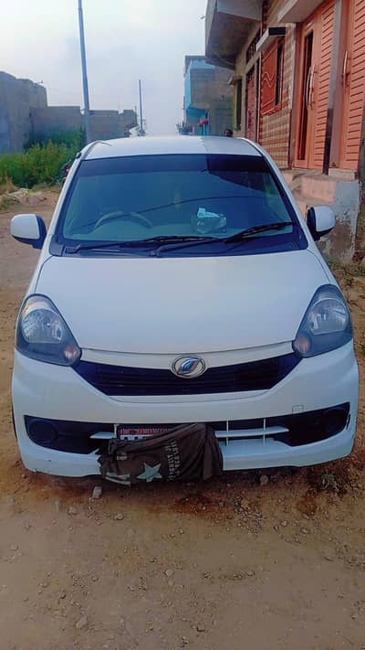 Daihatsu Mira 2014