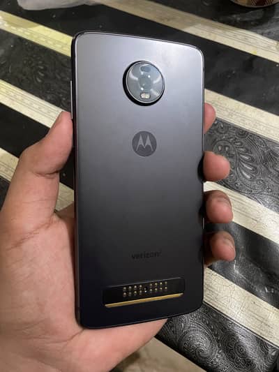 Motorola Moto Z4 0/327/11/993/81