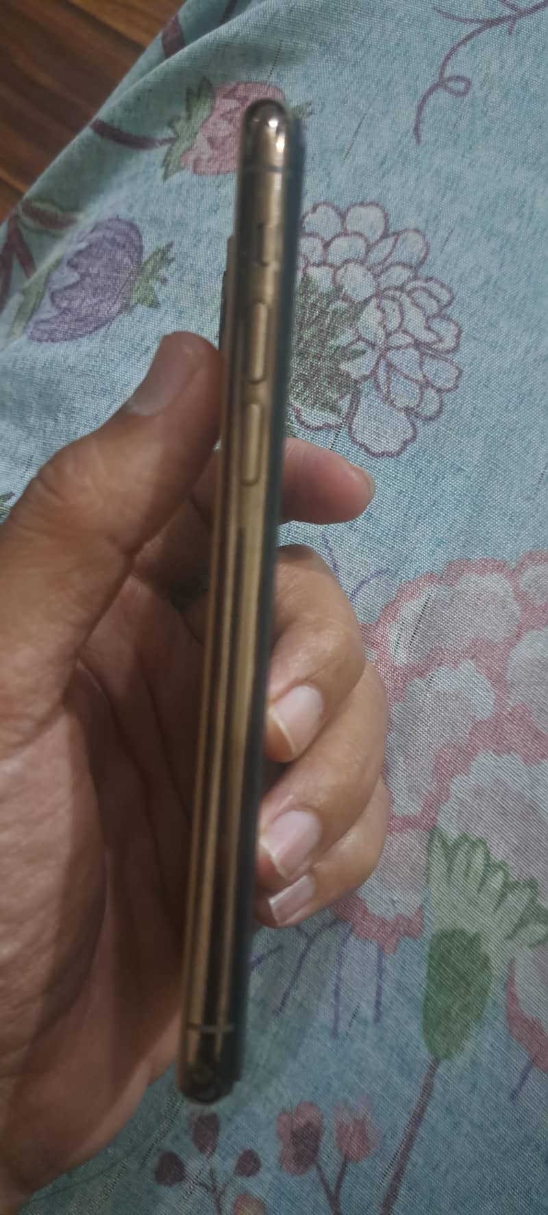 Apple iPhone 11 Pro 2
