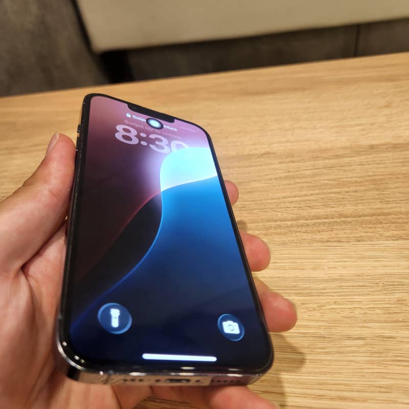 Apple iPhone 13 Pro 2
