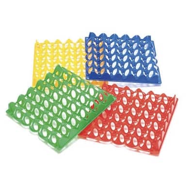 Plastic egg tray