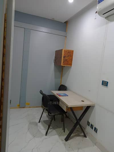 Office Type Flat for Rent in Jubilee Town Lahore | Ideal for Bachelors | Prime Location