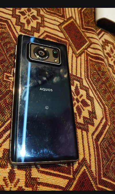 Sharp Aquos R6