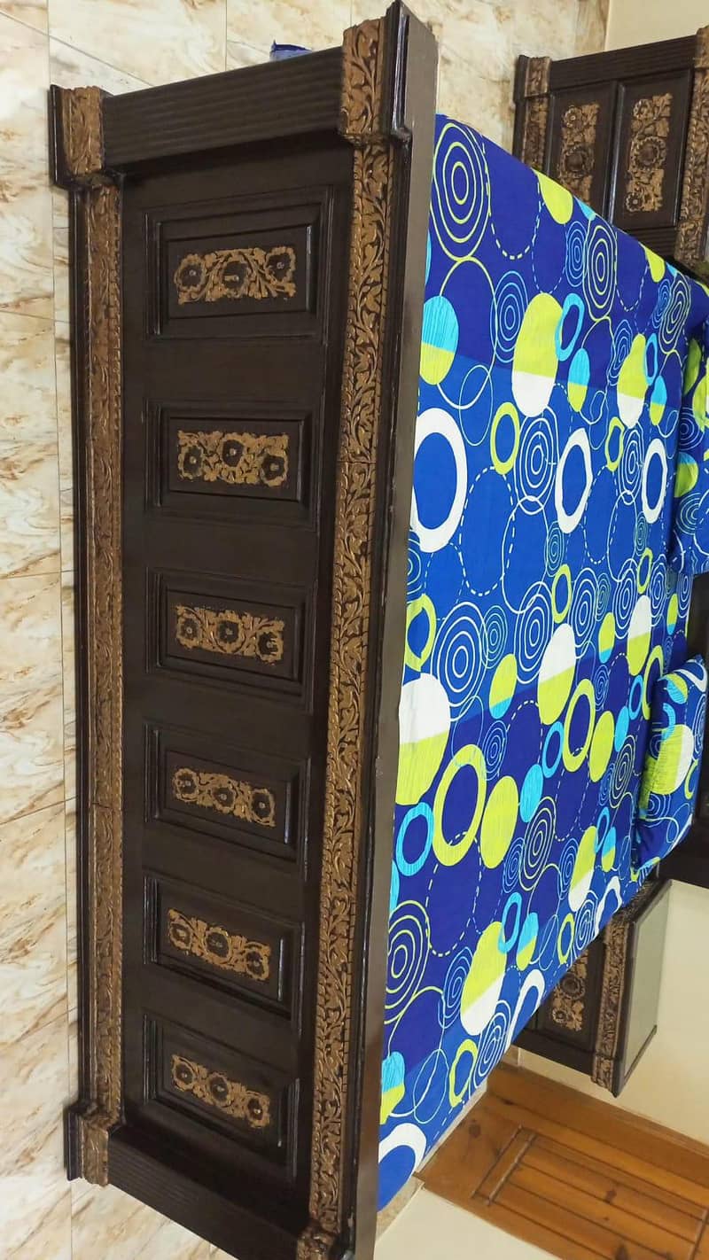 Bed, 2 side tables, dressing table. 3