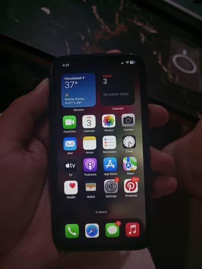 Apple iPhone XR