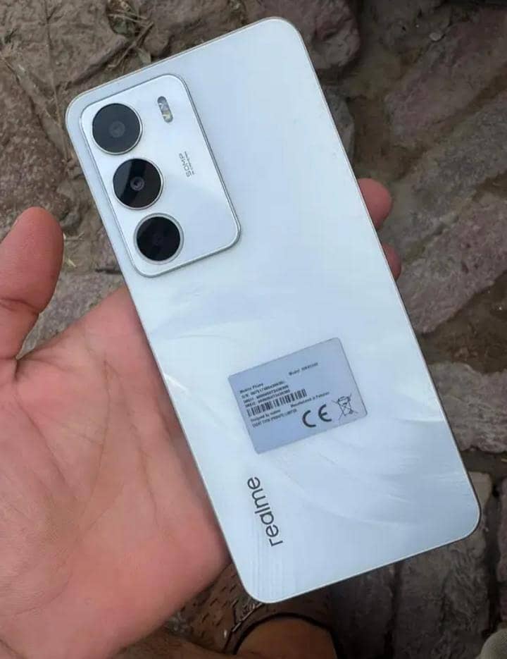 Realme C71 3