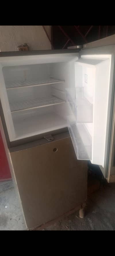 Sale my Fridge in good condition
