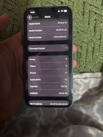 Apple iPhone 13