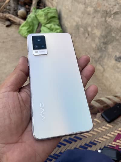 Vivo V21 8+4/128GB