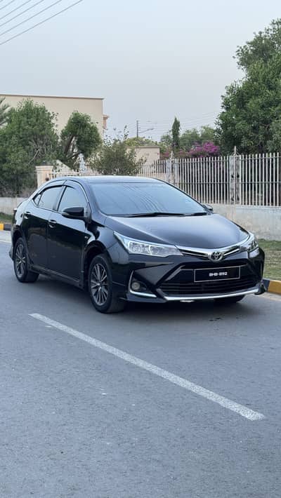 Toyota Corolla GLI 2016 Facelift