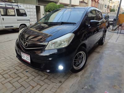 Toyota Vitz Jewela Pearl black | original body 2011-13 | geniun body