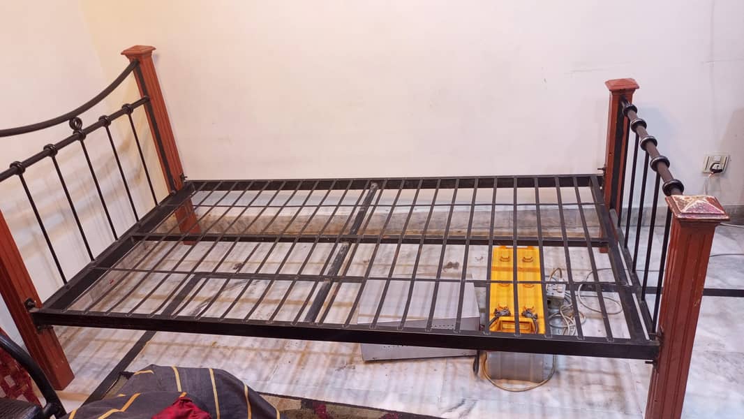 Single Barras Bed 2
