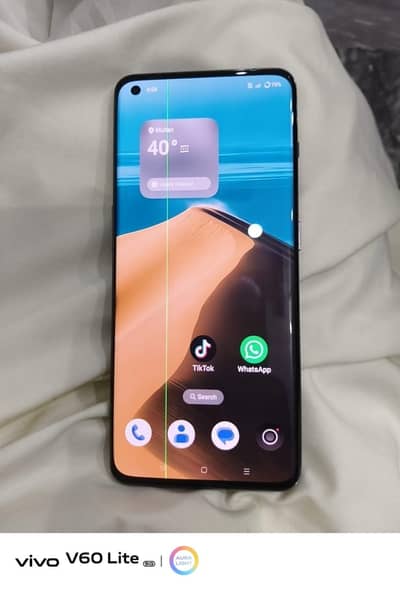 One Plus 11 5g. . . one Green line on screen.