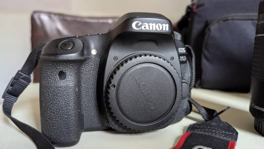 CANON 80D DSLR Camera