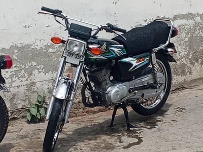 Honda 125 like a new condition engine packd all ok one kick start
