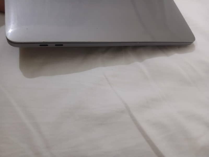 MacBook Pro 2018 0