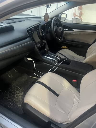 Honda Civic Oriel 2016
