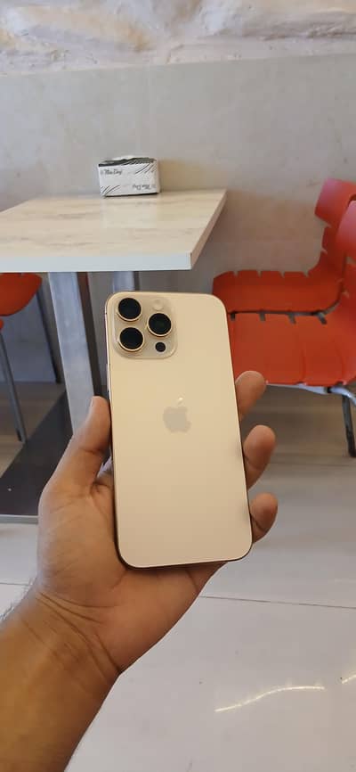 Apple iPhone 16 Pro Max