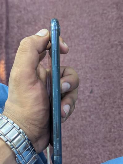 Apple iPhone XR