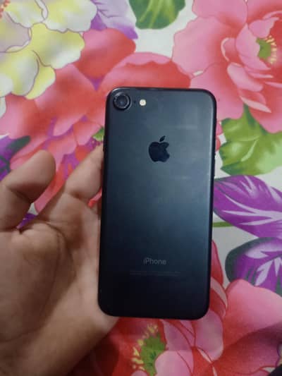 Apple iPhone 7