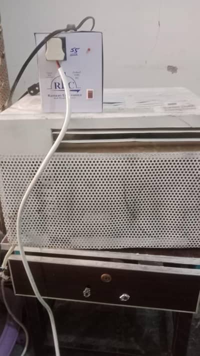 window AC