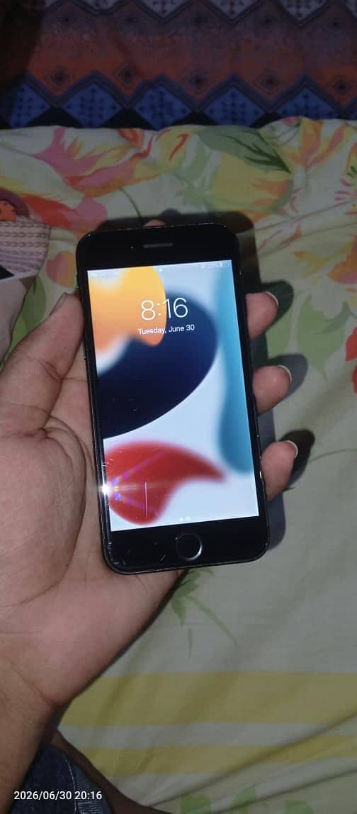Apple iPhone 7 1