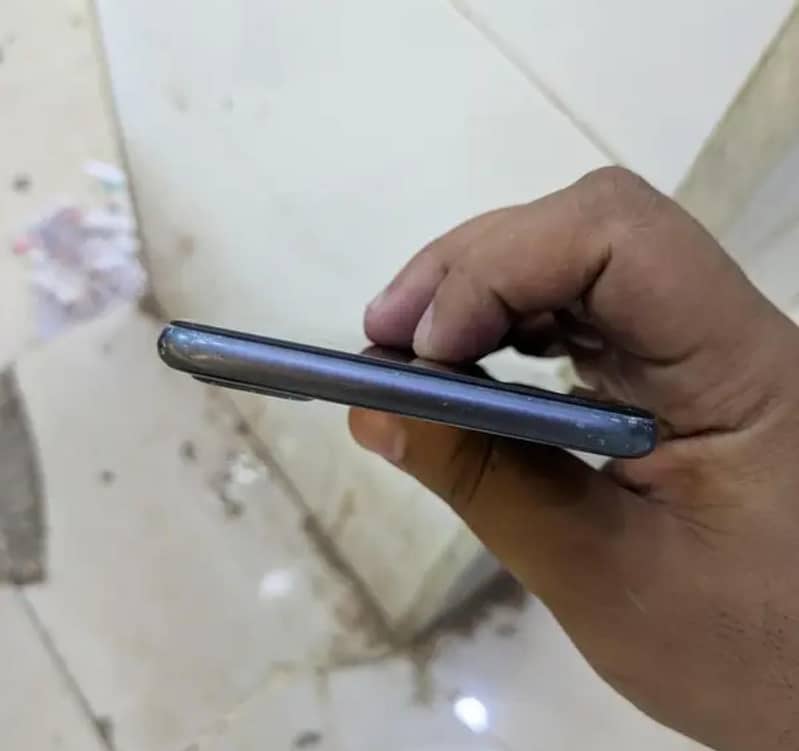 Apple iPhone 8 Plus 2