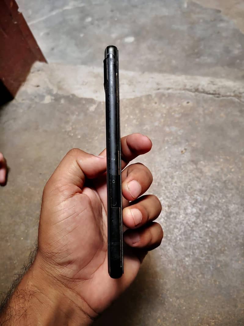 Google pixel 6A 4