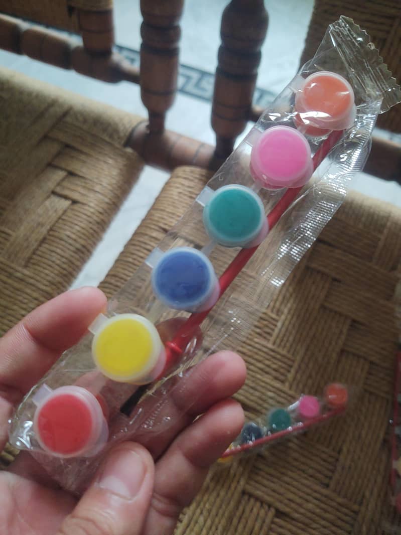 Mini paint pots 2