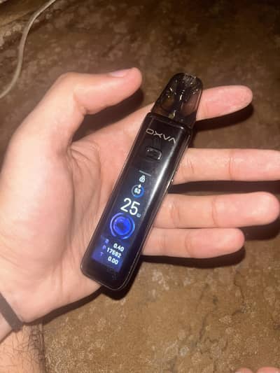 Xlim 3 Ultra just 2 week use 10/10 condition new coil