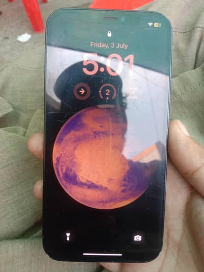 Apple iPhone 12