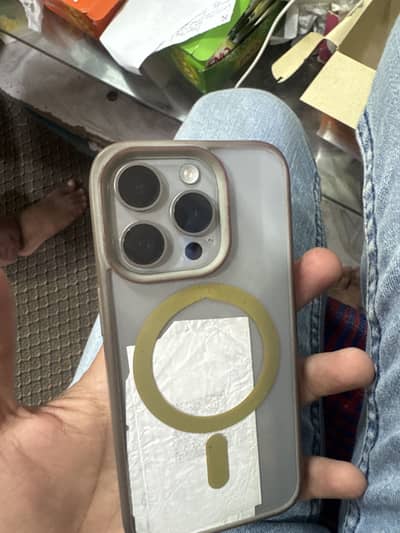 iPhone 15 pro 10/10 sacrathless
